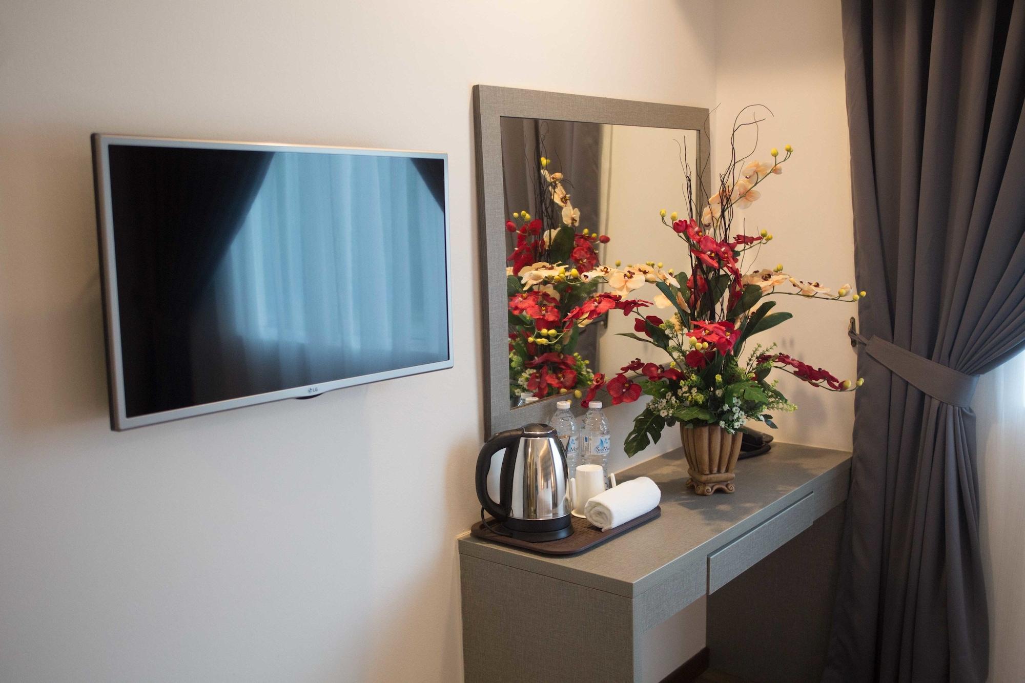 ספאנג Qlassic Hotel מראה חיצוני תמונה