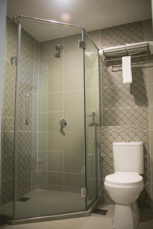 ספאנג Qlassic Hotel מראה חיצוני תמונה